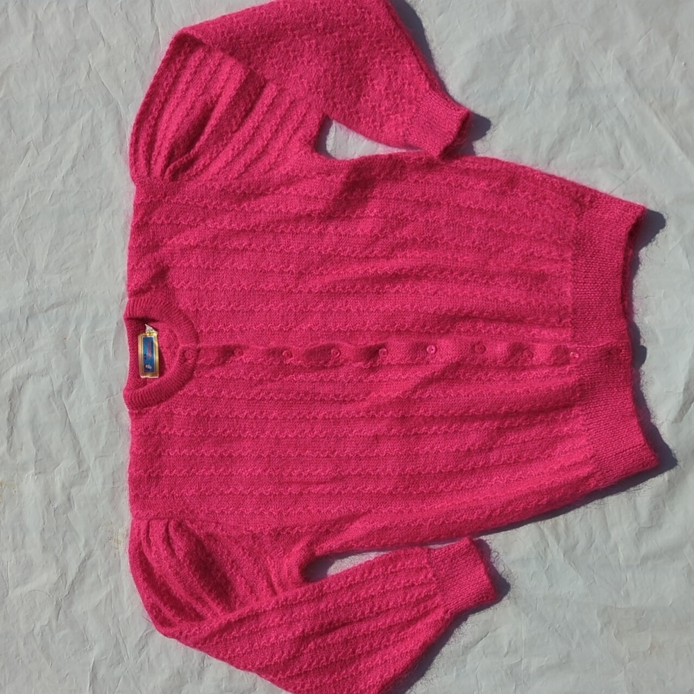 Vintage AK Oswal Woman Knit Hot Pink Puff Sleeve Cardigan - Size 40 / 100cm